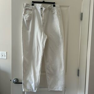 White denim jeans